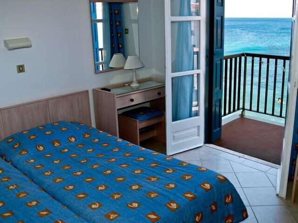 Imagen de la habitación del Hotel Lemos. Foto 8