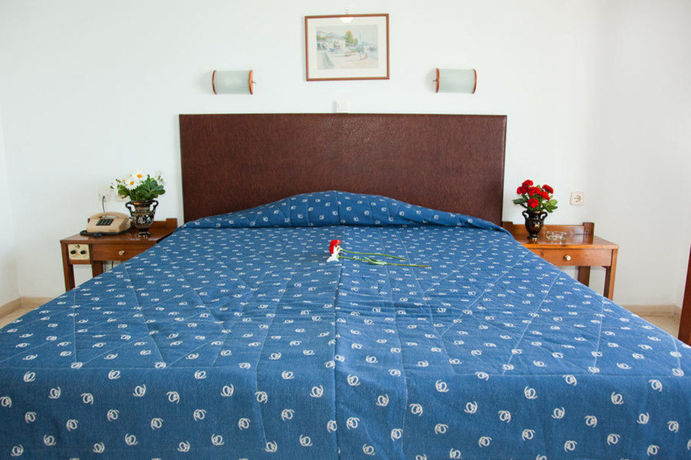 Imagen de los exteriores del Hotel Lena Beach. Foto 9