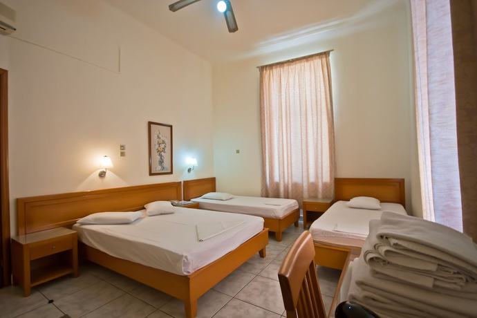 Imagen de la habitación del Hotel Lena, Heraklion. Foto 6