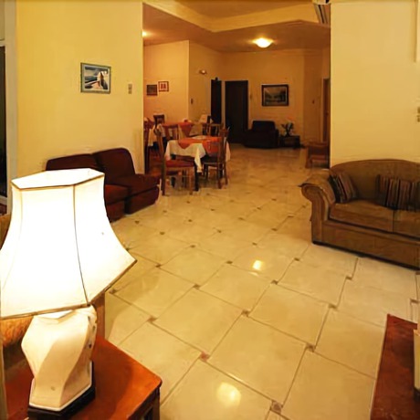 Imagen de los interiores del Hotel Lena, Heraklion. Foto 19