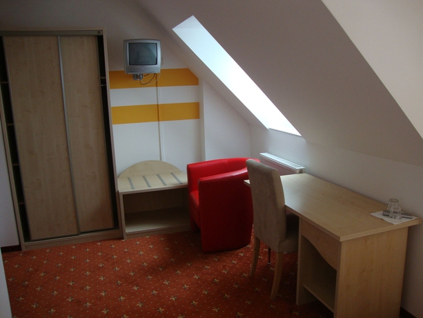 Imagen de la habitación del Hotel Lenas Donau. Foto 10