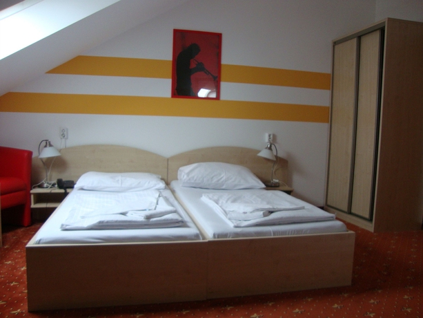 Imagen de la habitación del Hotel Lenas Donau. Foto 14