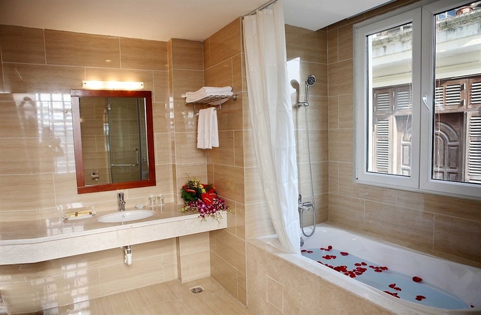 Imagen de la habitación del Hotel Lenid Hanoi. Foto 8