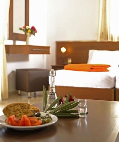 Imagen general del Hotel Lenikos Resort. Foto 4