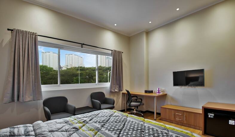 Imagen de la habitación del Hotel Lenna Residence Premiere. Foto 11