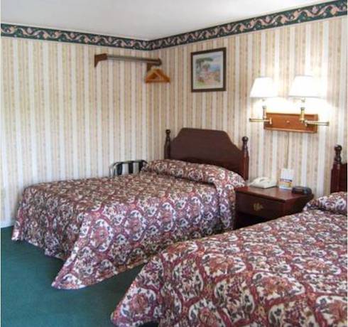 Imagen de la habitación del Hotel Lenox Inn. Foto 6