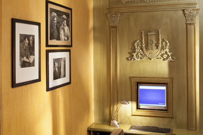 Imagen de los interiores del Hotel Lenox Montparnasse. Foto 8