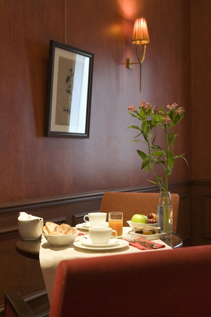 Imagen del bar/restaurante del Hotel Lenox Montparnasse. Foto 3