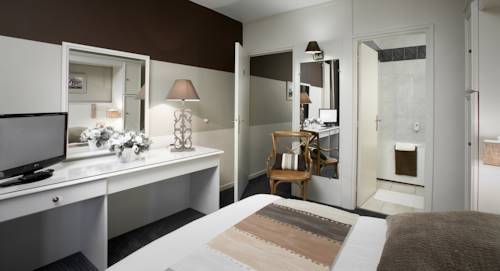 Imagen de la habitación del Hotel Lensotel. Foto 4