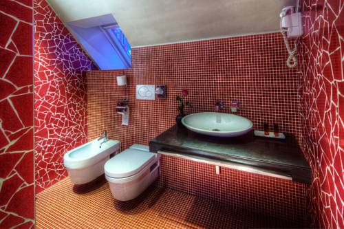 Imagen de la habitación del Hotel Lent. Foto 6