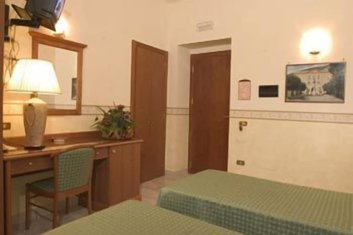 Imagen de la habitación del Hotel Lento. Foto 7