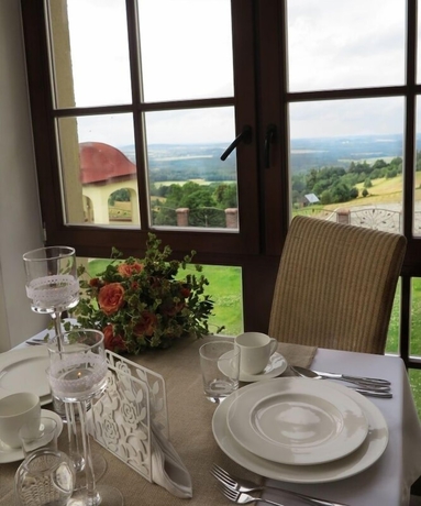 Imagen del bar/restaurante del Hotel Leśny Kurort w Gierczynie. Foto 5