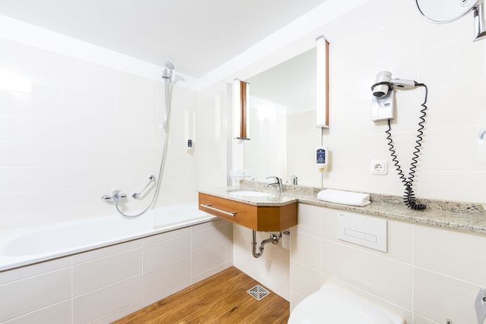 Imagen de la habitación del Hotel Lenz, Fulda. Foto 8