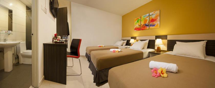 Imagen de la habitación del Hotel Leo Express. Foto 7