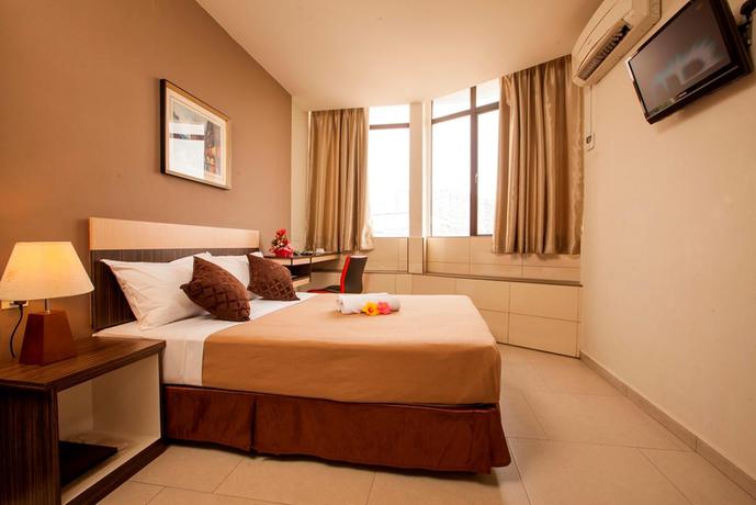 Imagen de la habitación del Hotel Leo Express. Foto 8