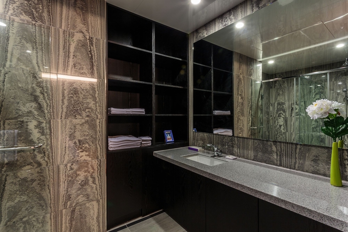 Imagen de la habitación del Hotel Leo. Foto 6