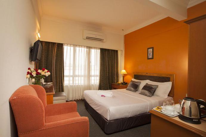 Imagen de la habitación del Hotel Leo Palace. Foto 6