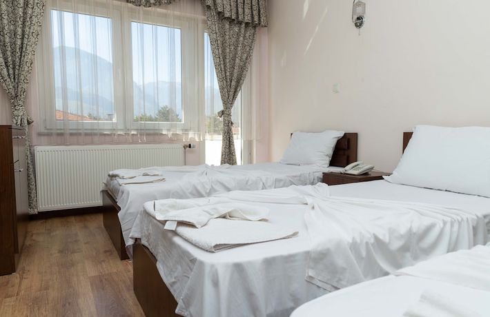 Imagen de la habitación del Hotel Leo, Pec. Foto 8