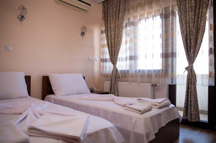 Imagen de la habitación del Hotel Leo, Pec. Foto 15
