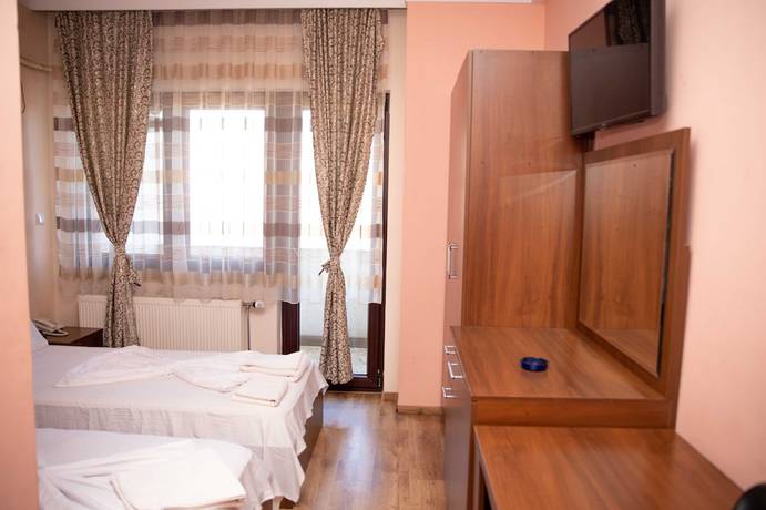 Imagen de la habitación del Hotel Leo, Pec. Foto 16