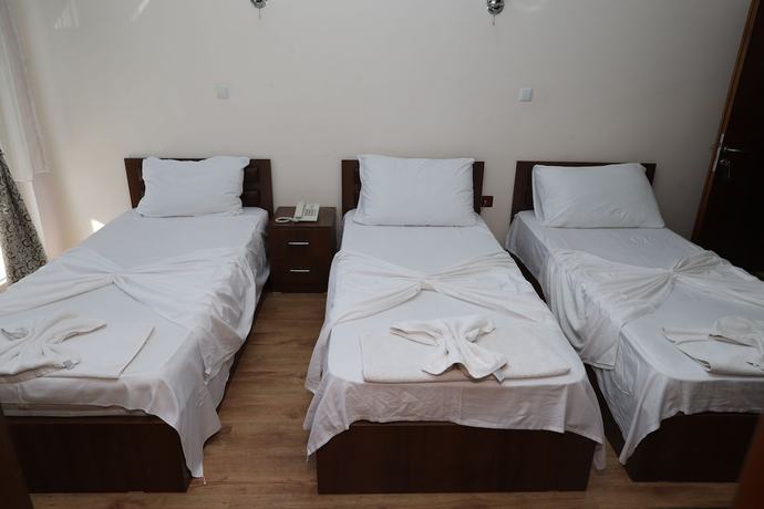 Imagen de la habitación del Hotel Leo, Pec. Foto 17