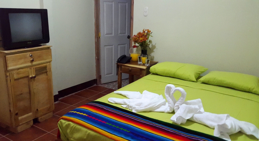 Imagen de la habitación del Hotel Leo y Pinita. Foto 7