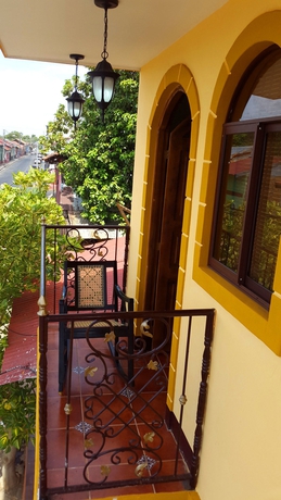 Imagen de la habitación del Hotel Leo y Pinita. Foto 12