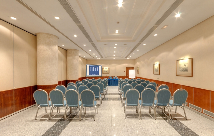 Imagen de los interiores del Hotel León Camino. Foto 16