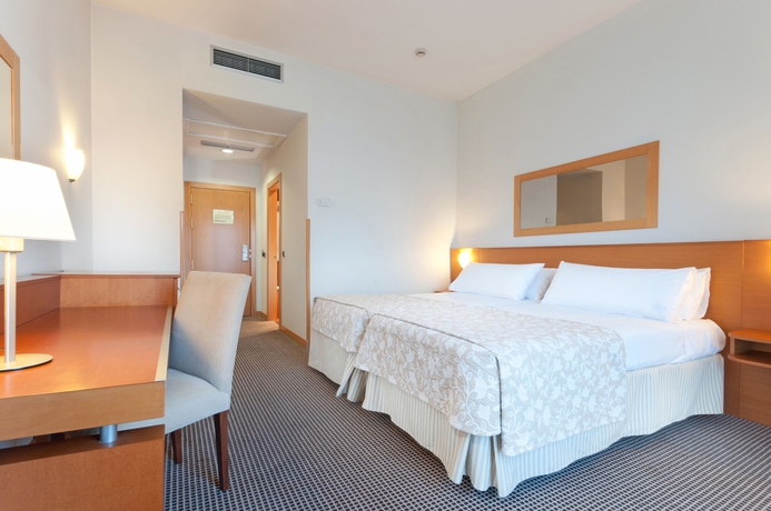 Imagen de la habitación del Hotel León Camino. Foto 9