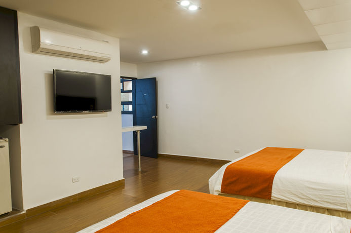 Imagen de la habitación del Hotel León Dorado. Foto 9