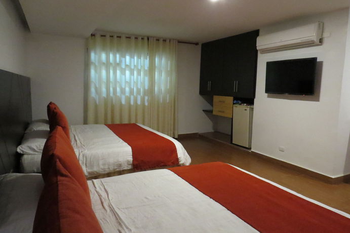 Imagen de la habitación del Hotel León Dorado. Foto 10