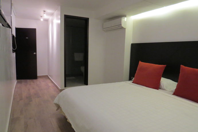 Imagen de la habitación del Hotel León Dorado. Foto 11