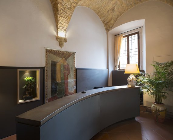 Imagen de los interiores del Hotel Leon Bianco. Foto 20