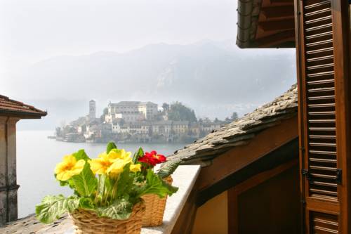Imagen de la habitación del Hotel Leon D'oro, Orta San Giulio. Foto 6