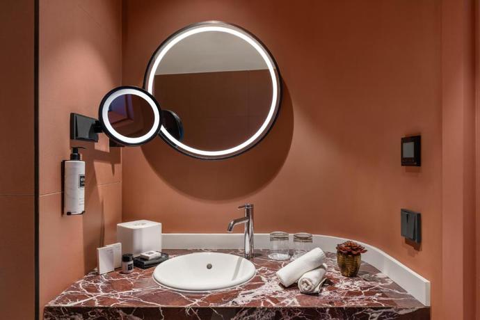 Imagen de la habitación del Hotel Leon Hotel and Lounge. Foto 4