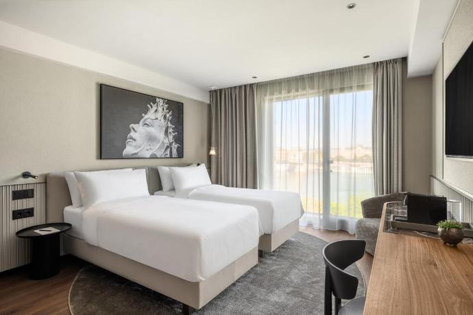 Imagen de la habitación del Hotel Leon Hotel and Lounge. Foto 5