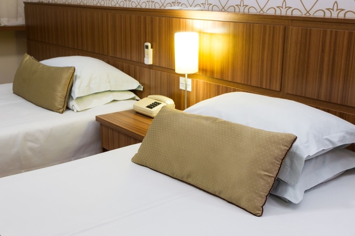 Imagen de la habitación del Hotel Leon Park E Conven&ccedil;&otilde;es. Foto 10