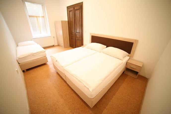 Imagen de la habitación del Hotel Leon, Praga. Foto 2