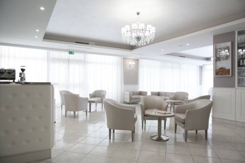 Imagen de la habitación del Hotel Leon, San Giovanni Rotondo. Foto 2