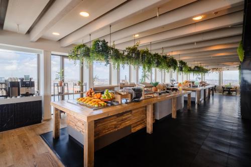 Imagen del bar/restaurante del Hotel Leonardo Amsterdam Rembrandtpark. Foto 6