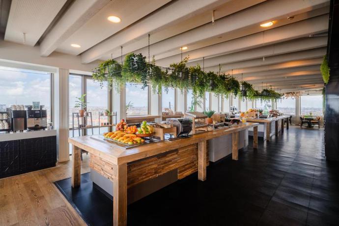 Imagen del bar/restaurante del Hotel Leonardo Amsterdam Rembrandtpark. Foto 2