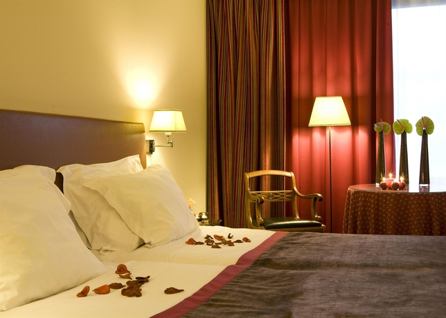 Imagen de la habitación del Hotel Leonardo Antwerp The Plaza. Foto 5