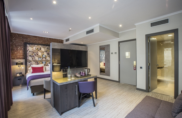 Imagen de la habitación del Hotel Leonardo Barcelona Las Ramblas. Foto 9