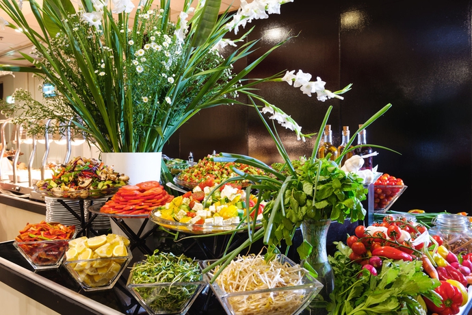 Imagen del bar/restaurante del Hotel Leonardo Beach Tel Aviv. Foto 8