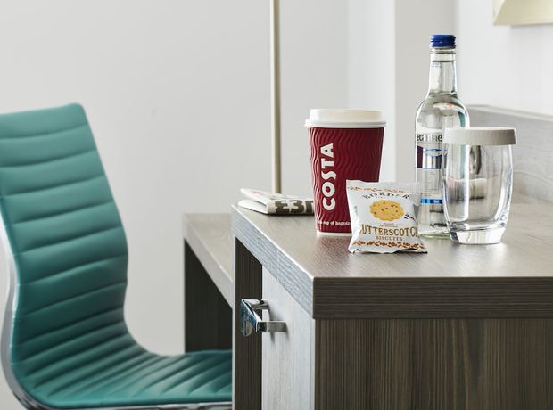 Imagen de la habitación del Hotel Leonardo Belfast. Foto 12