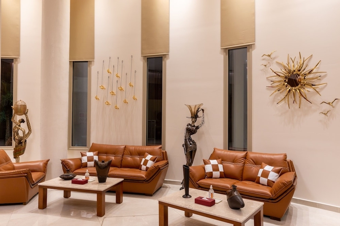 Imagen de los interiores del Hotel Leonardo Boutique Larnaca. Foto 18