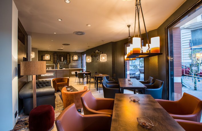 Imagen del bar/restaurante del Hotel Leonardo Boutique Madrid. Foto 3