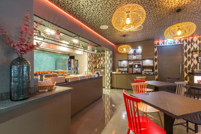 Imagen del bar/restaurante del Hotel Leonardo Boutique Museumhotel. Foto 5