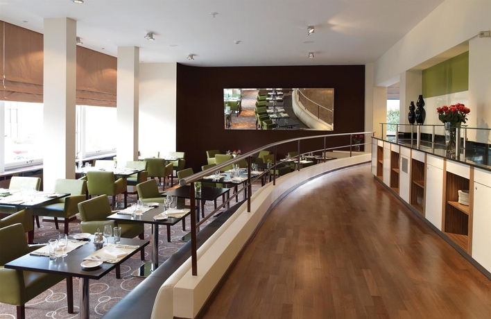 Imagen del bar/restaurante del Hotel Leonardo Boutique Rigihof Zurich. Foto 6