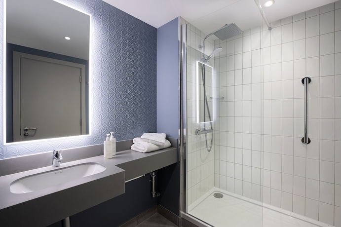 Imagen de la habitación del Hotel Leonardo Bristol City. Foto 10